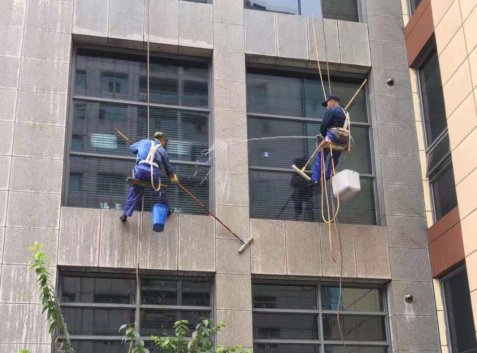 外墙清洗